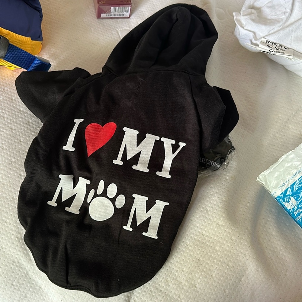 Dog sweater I love my parents